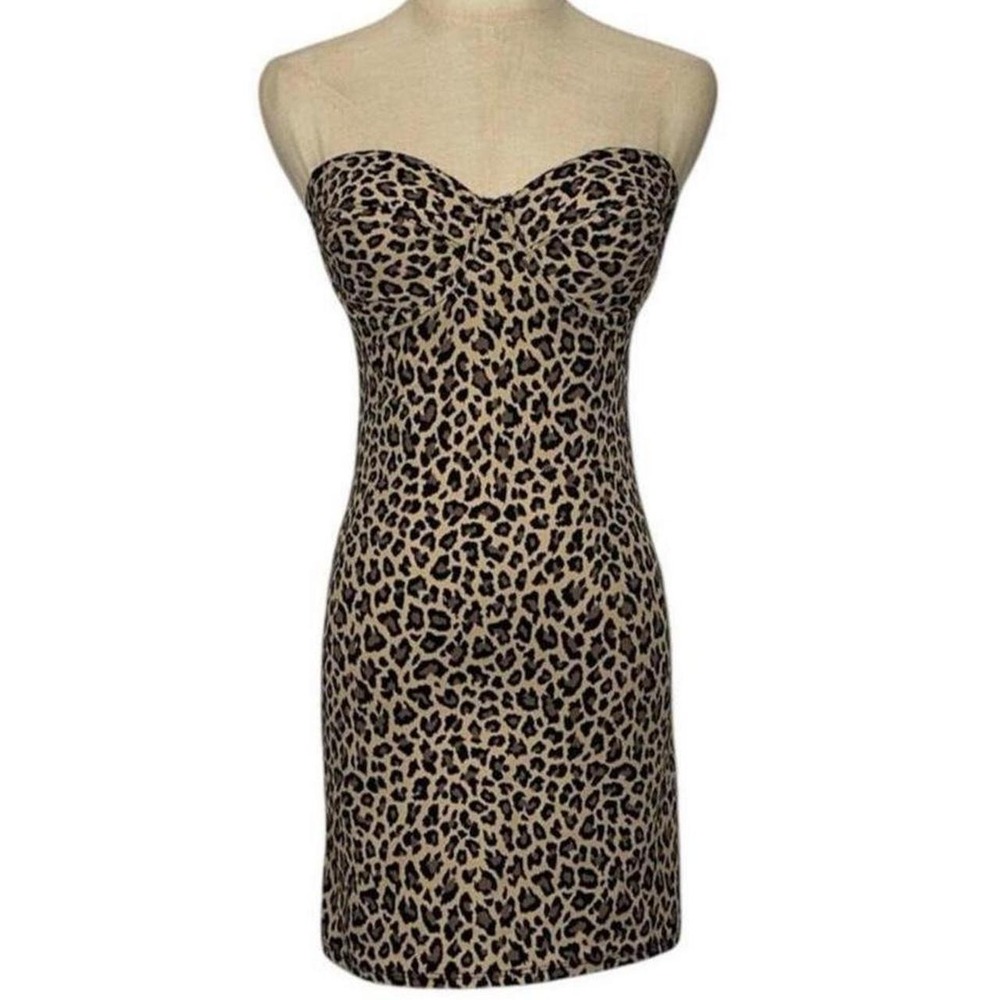 Leopard print strapless shapewear bodycon underdress.